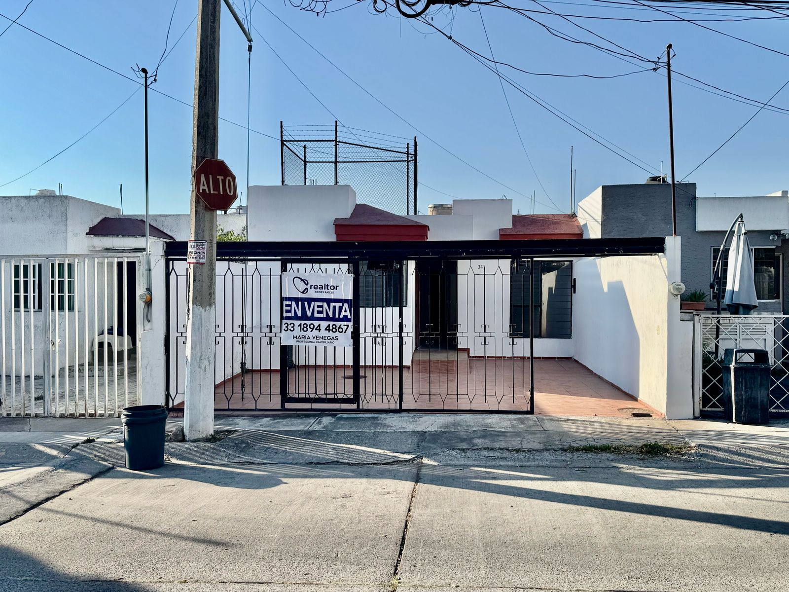 0022, CASA EN VENTA EN ZAPOPAN, JALISCO (FRACCIONAMIENTO PASEOS UNIVERSIDAD)