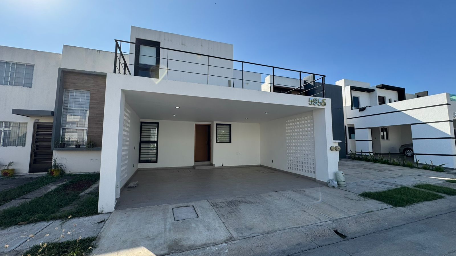 00114, CASA EN VENTA EN MAZATLAN, SINALOA (REAL DEL VALLE-COTO 15)