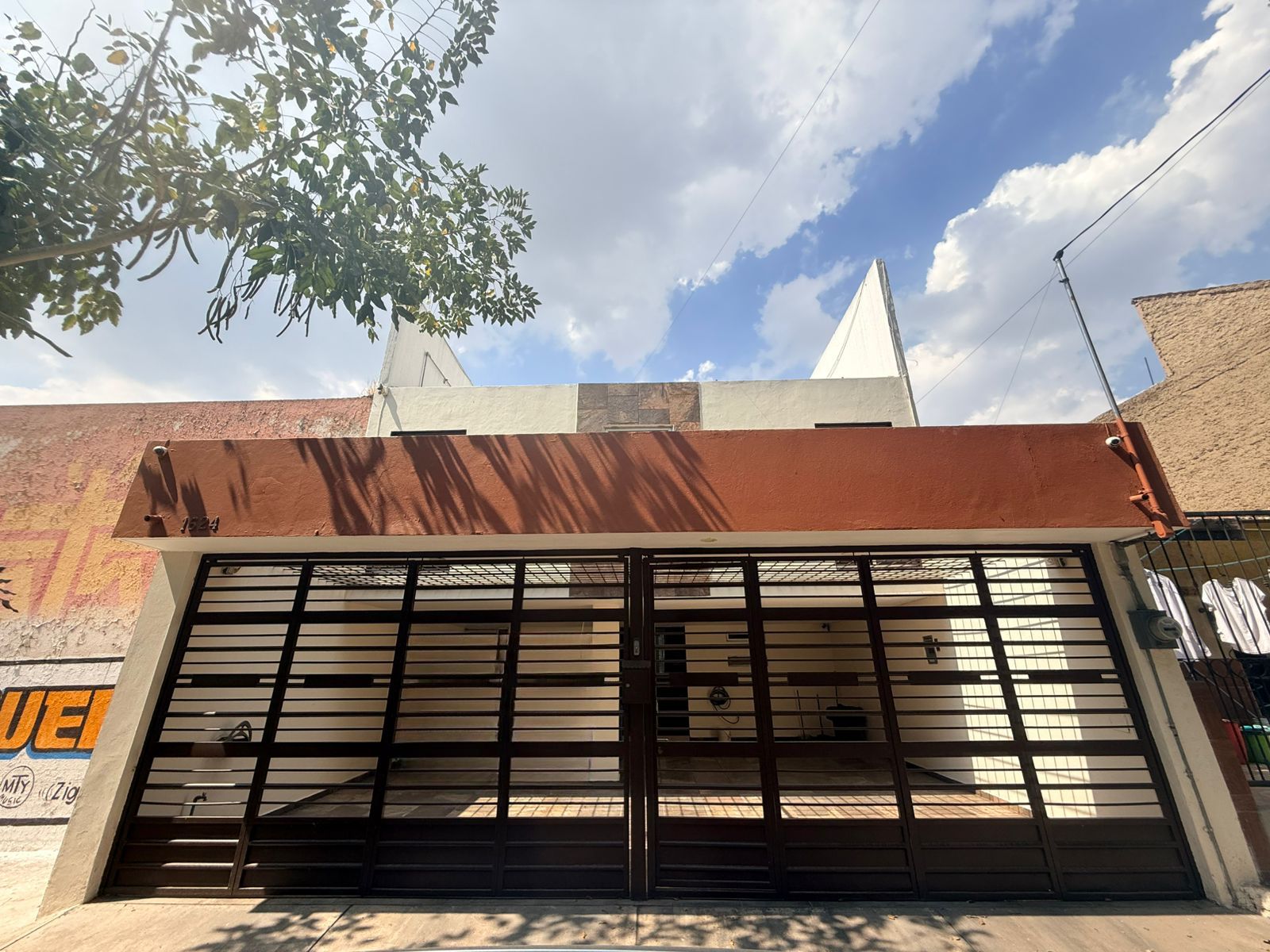 457, Casa en venta en el rosario cerca de colonia Atlas! 